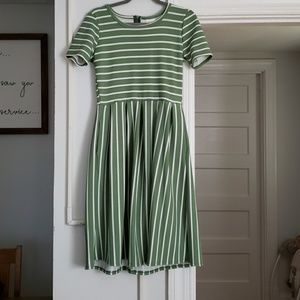 LuLaRoe Amelia